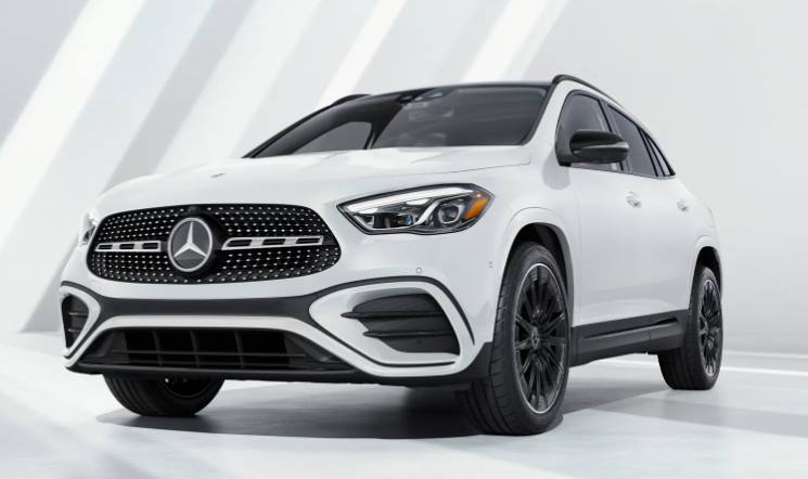 The 2024 Mercedes-Benz GLA: Compact Luxury at Its Finest