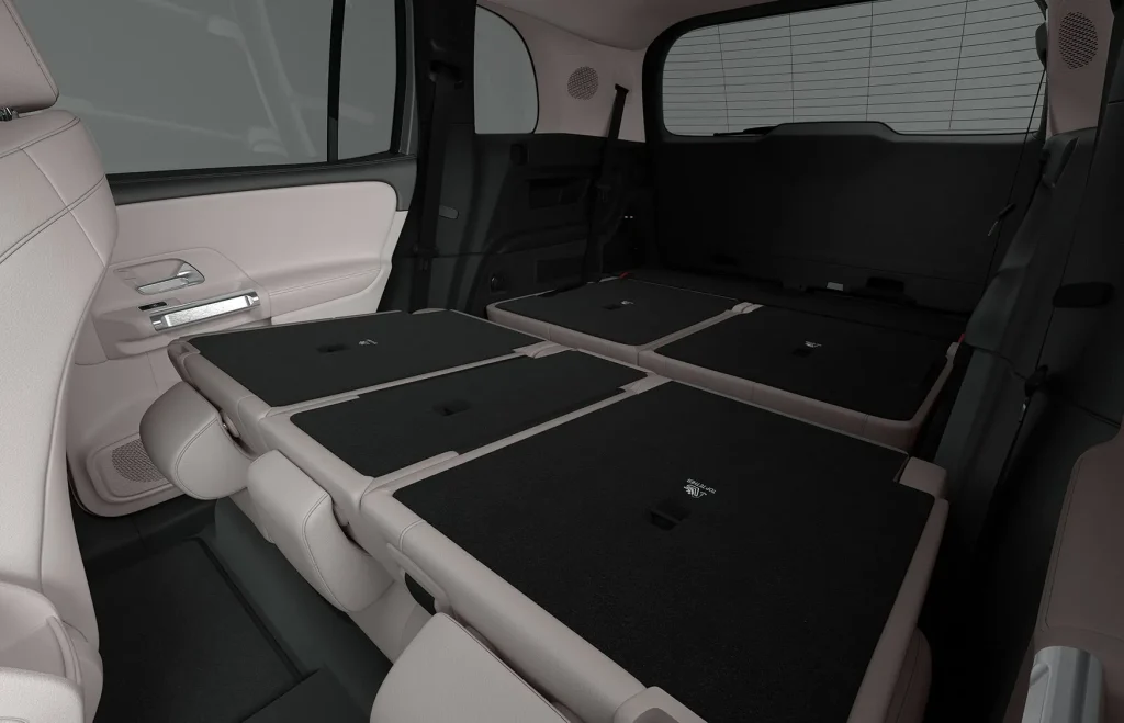 Mercedes-Benz EQB cargo space with folded seats for family trips, luggage, and travel gear.