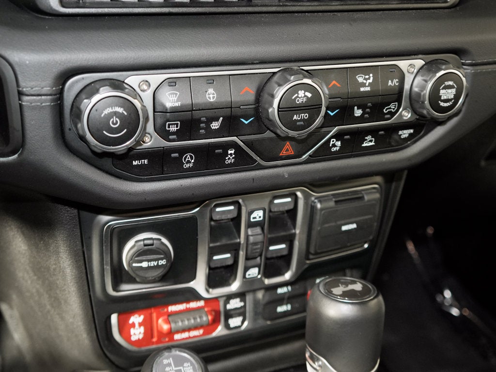 2025 Jeep Wrangler Rubicon X