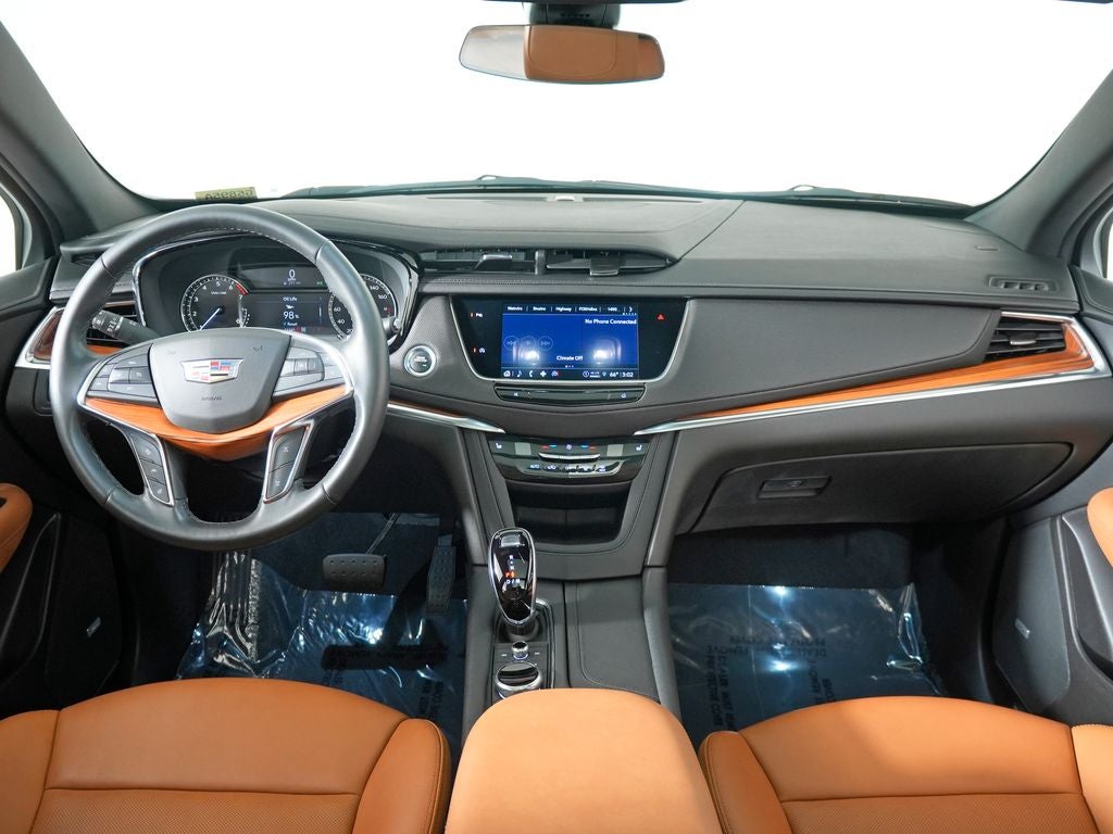 2022 Cadillac XT5 Premium Luxury