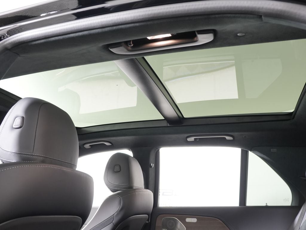 2026 Mercedes-Benz GLE AMG GLE63 S - Photo 17