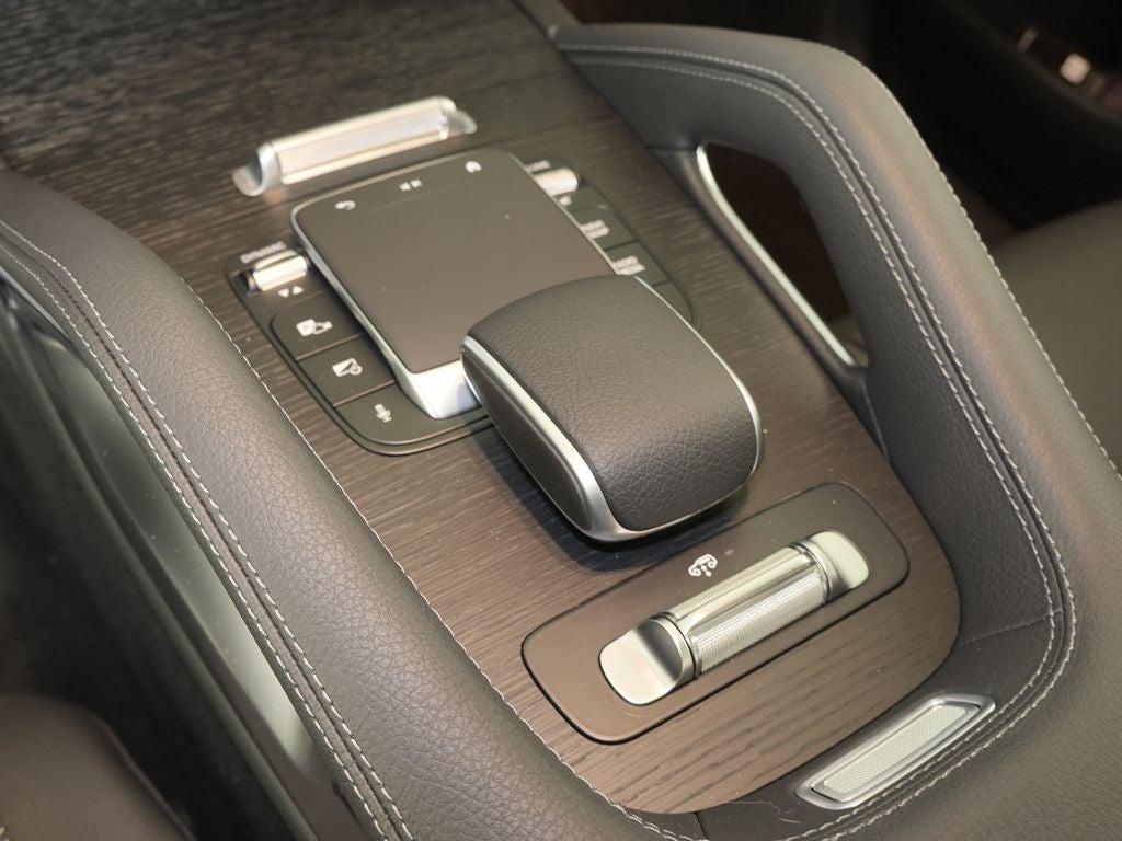2027 Mercedes-Benz GLS GLS 450 4MATIC®