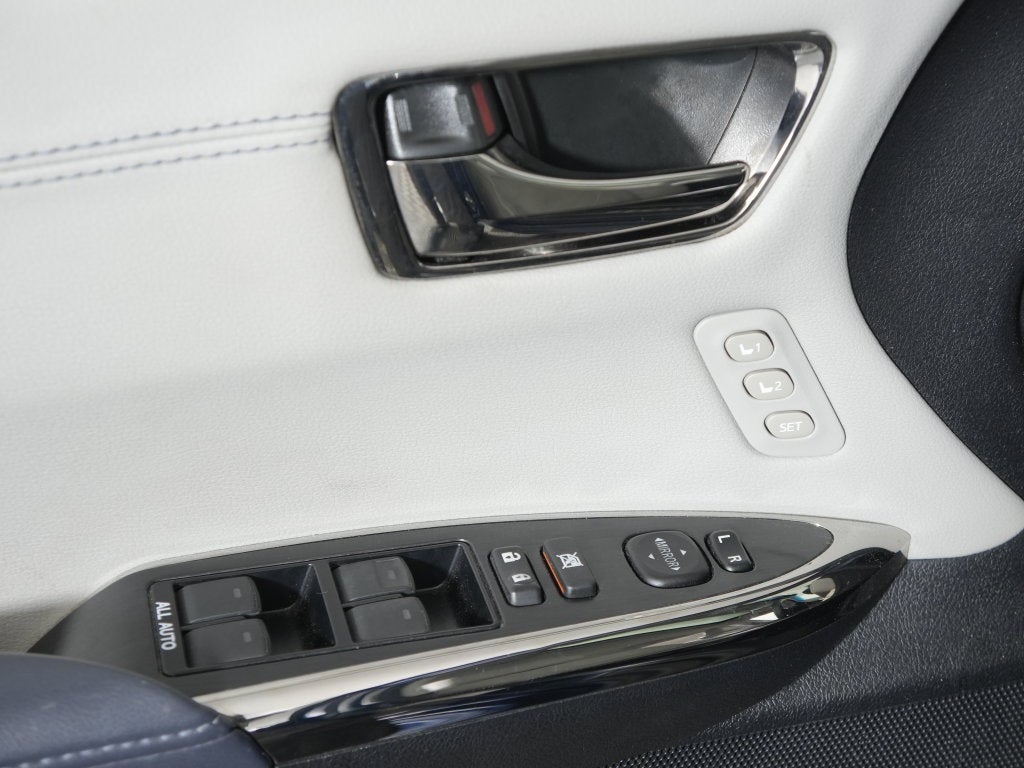 2015 Toyota Avalon Limited