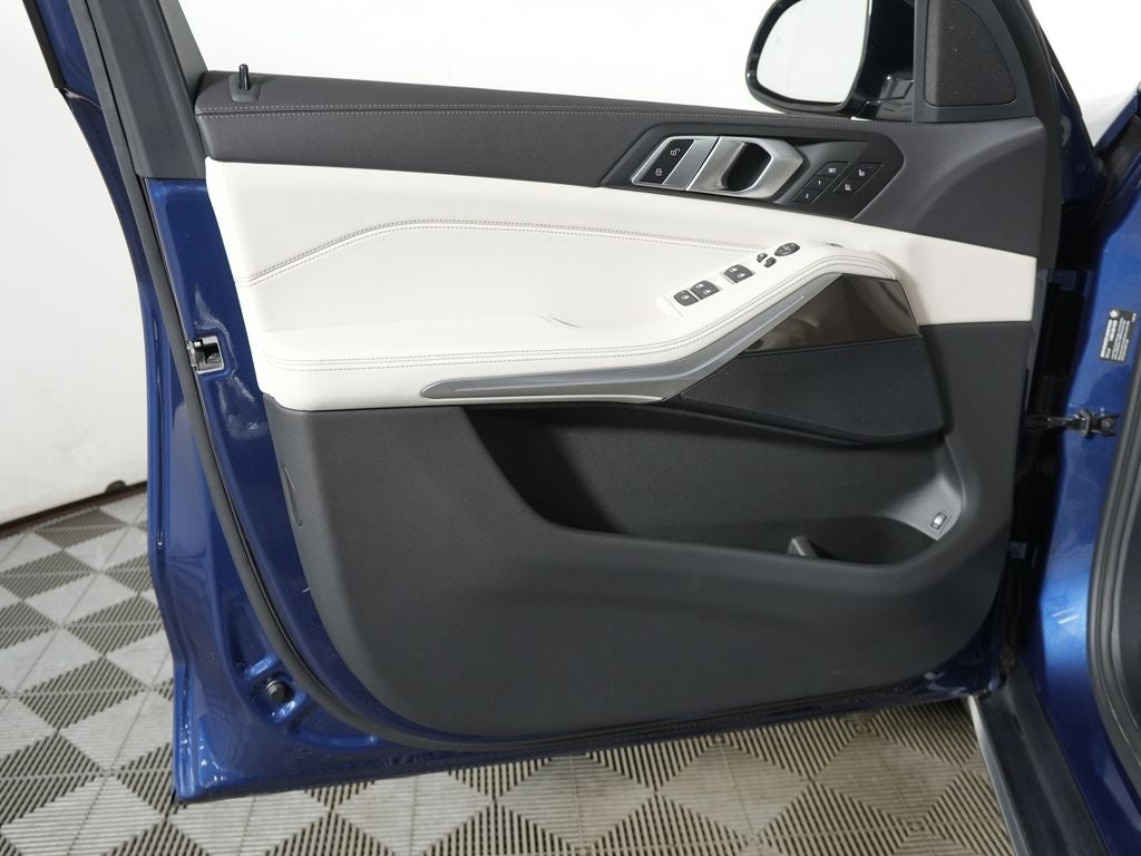 2022 BMW X5 xDrive45e