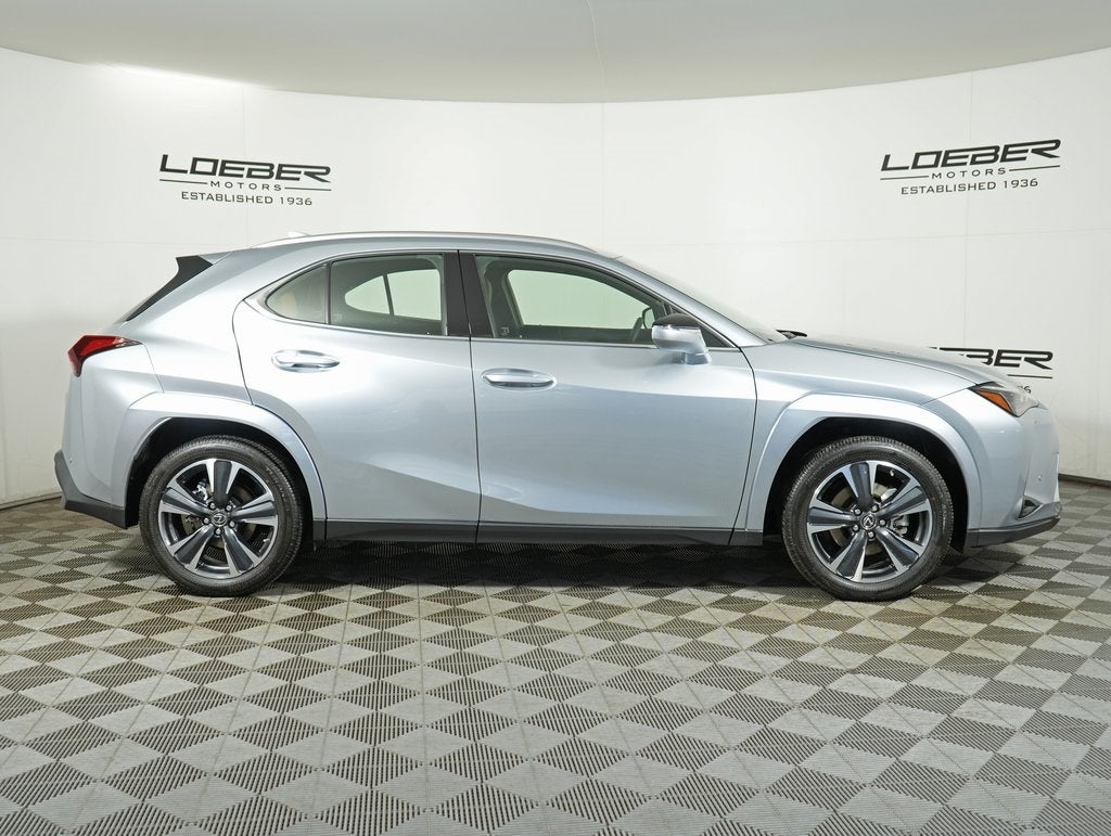 2024 Lexus UX 250h Premium