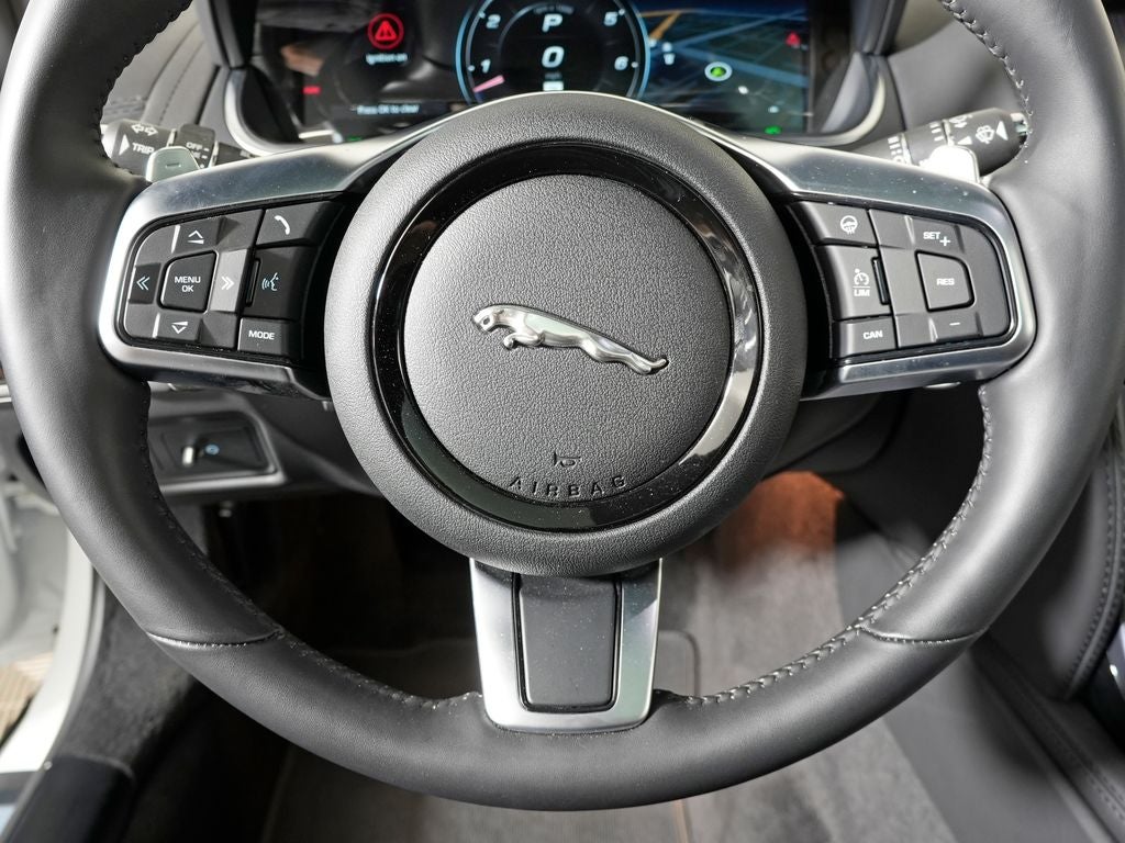 2024 Jaguar F-TYPE P450