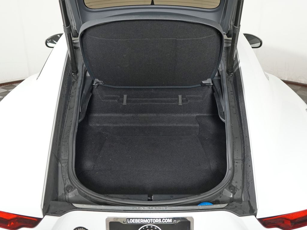 2024 Jaguar F-TYPE P450