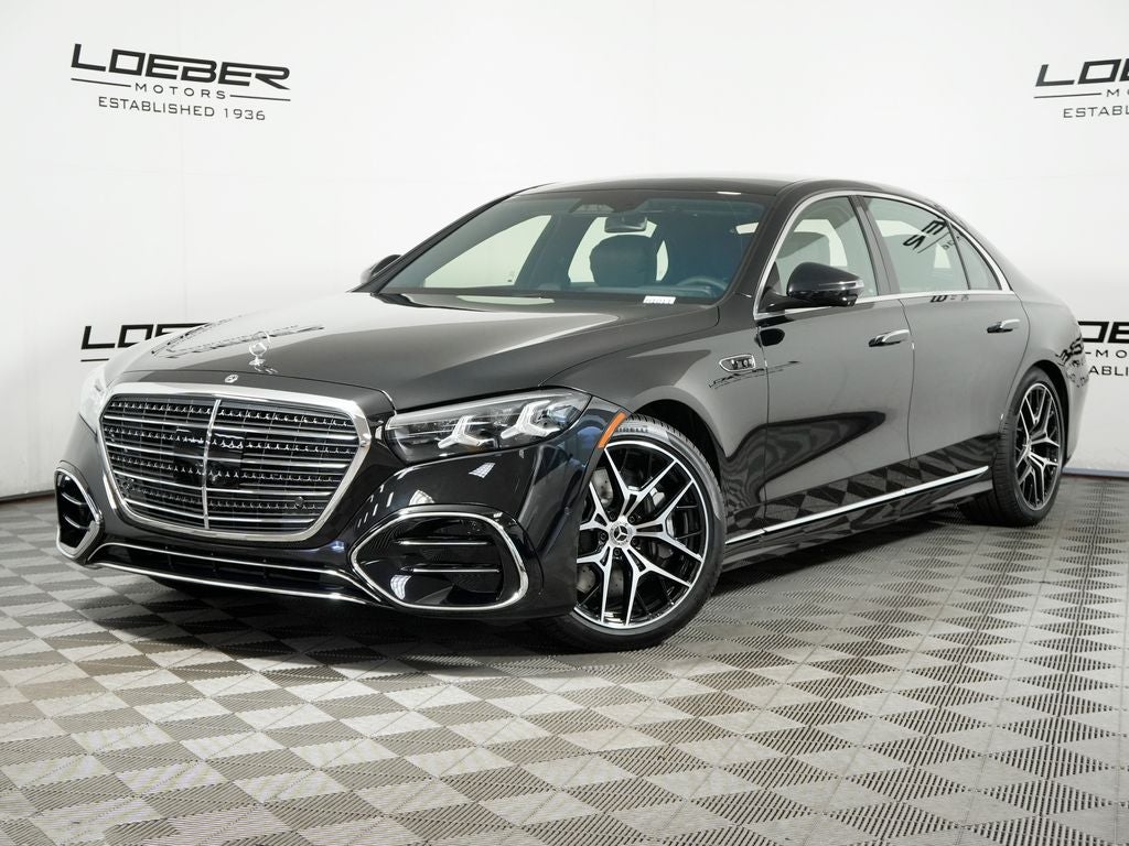 The Sanctuary of Standard: Why the 2027 Mercedes-Benz S580 Refuses to Yield — image 4