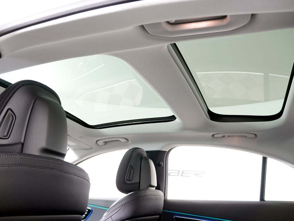 2026 Mercedes-Benz E-Class E350 - Photo 15