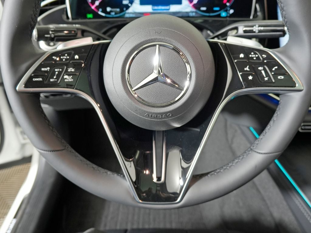 2026 Mercedes-Benz E-Class E350 - Photo 18