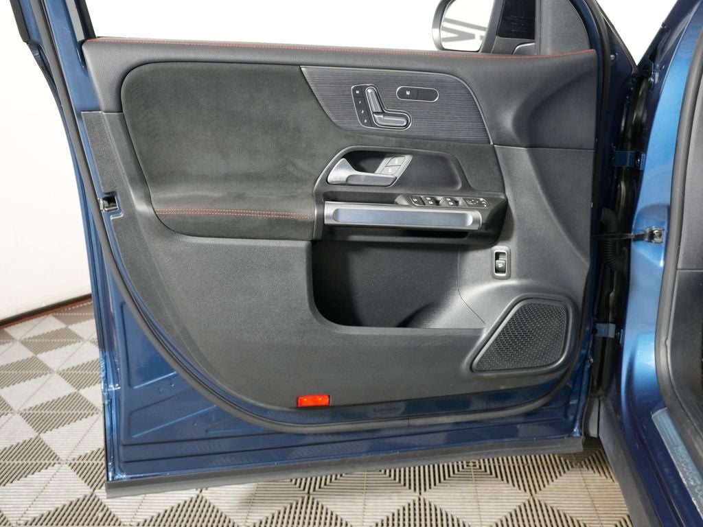 2023 Mercedes-Benz GLB GLB 250 4MATIC®