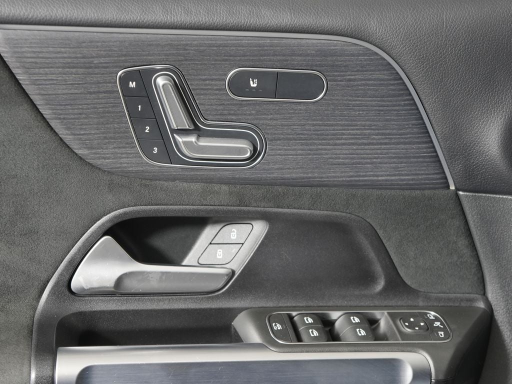 2023 Mercedes-Benz GLB GLB 250 4MATIC®