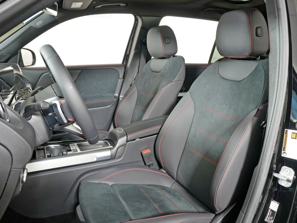 2026 Mercedes-Benz GLB GLB 250 4MATIC®