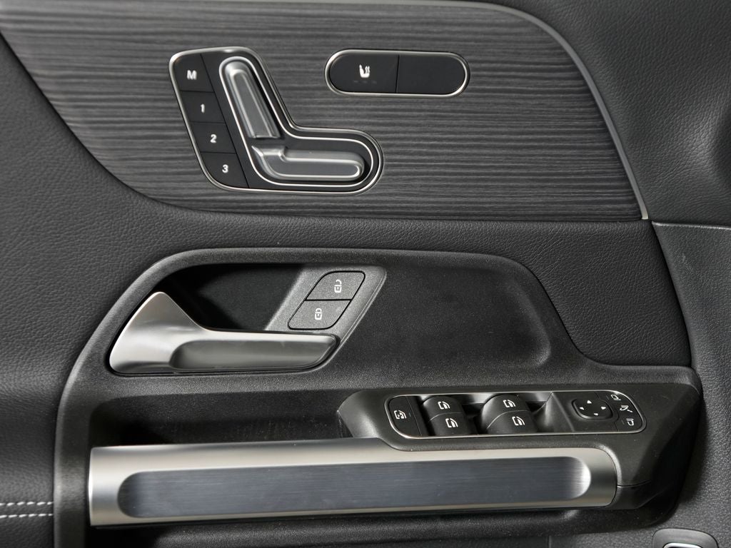 2026 Mercedes-Benz GLB GLB 250 4MATIC®