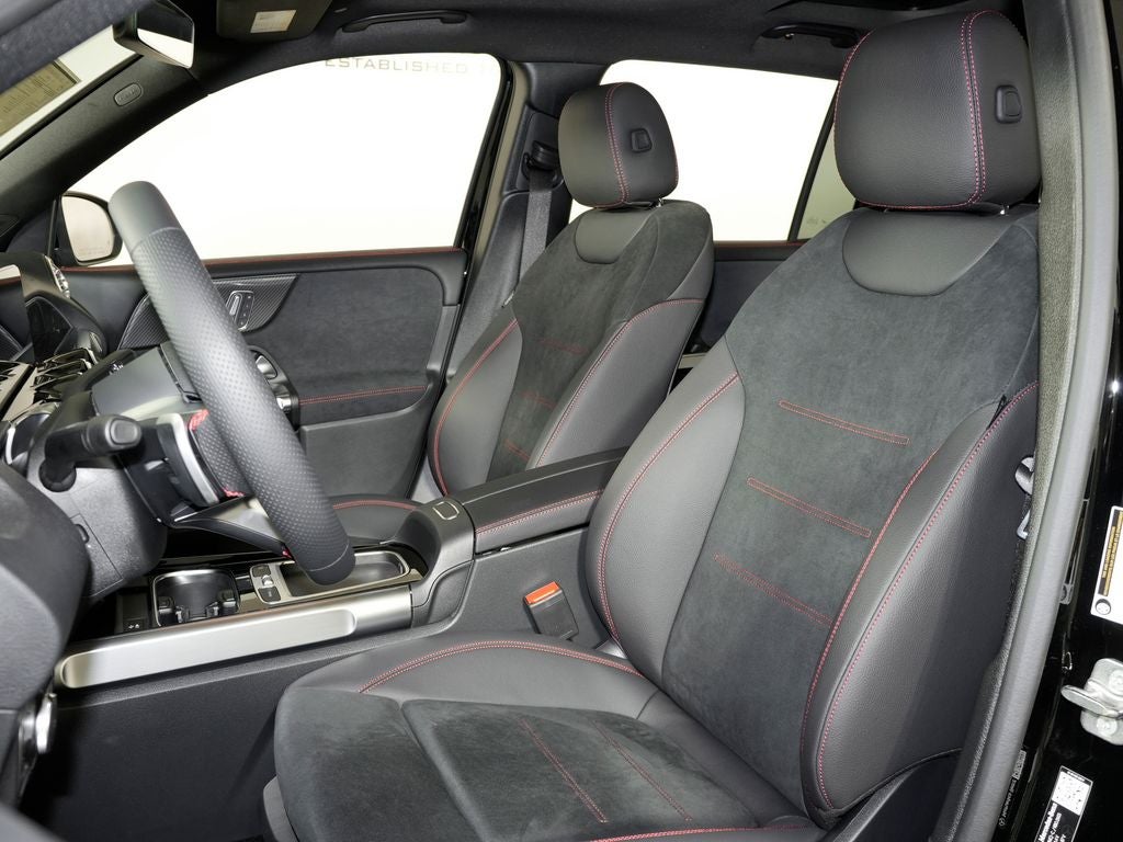 2026 Mercedes-Benz GLB GLB 250 4MATIC®