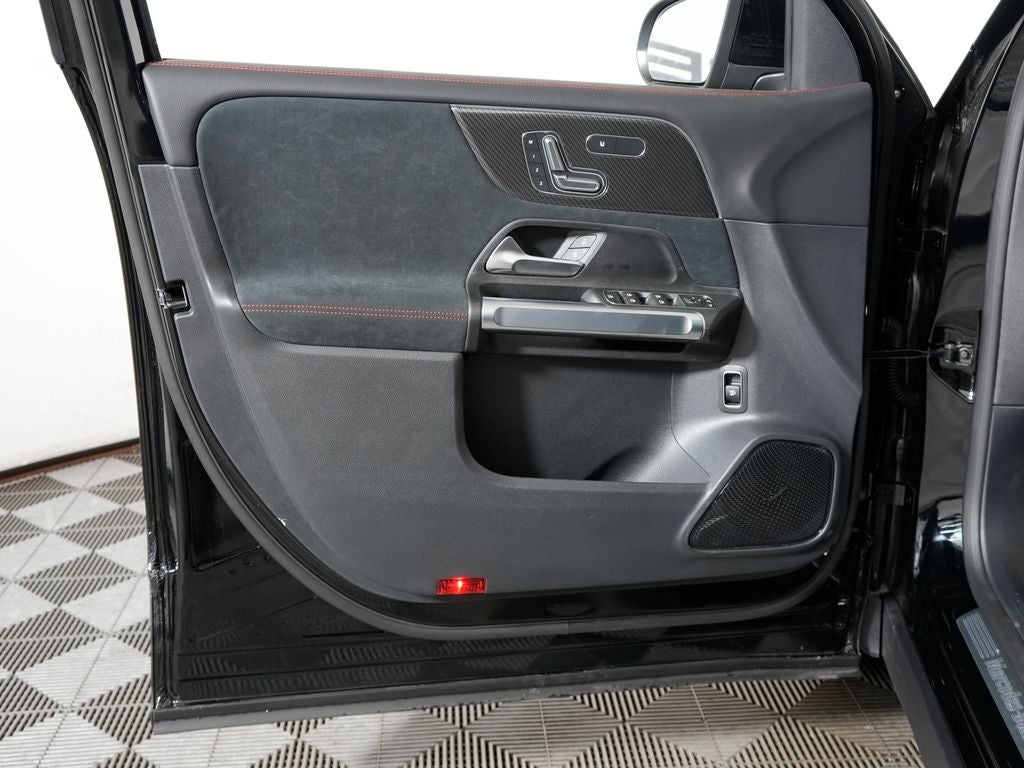 2026 Mercedes-Benz GLB GLB 250 4MATIC®