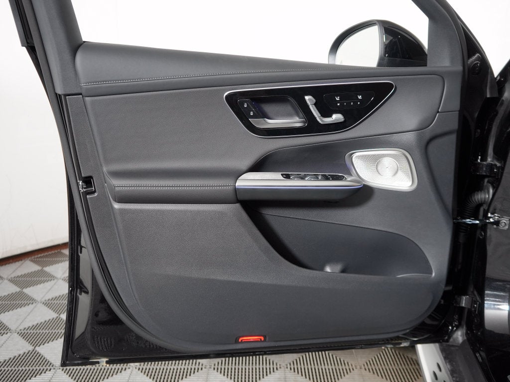 2027 Mercedes-Benz GLC 4MATIC®