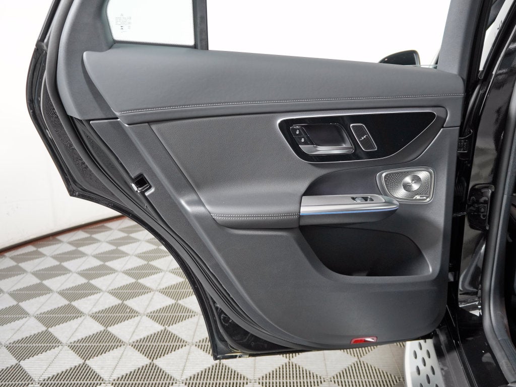 2027 Mercedes-Benz GLC 4MATIC®
