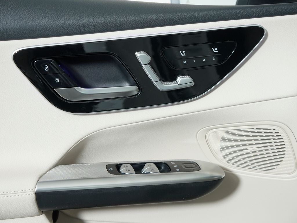 2027 Mercedes-Benz GLC GLC 300 4MATIC®