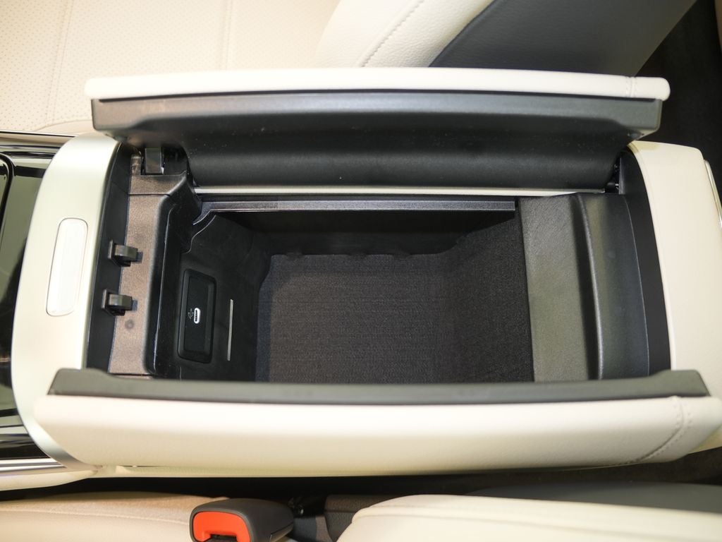 2027 Mercedes-Benz GLC GLC 350e 4MATIC®