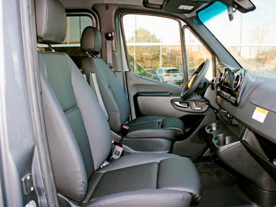 2026 Mercedes-Benz Sprinter 2500 Crew 144 WB