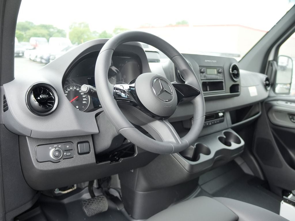 2026 Mercedes-Benz Sprinter 2500 Cargo 144 WB Standard Roof