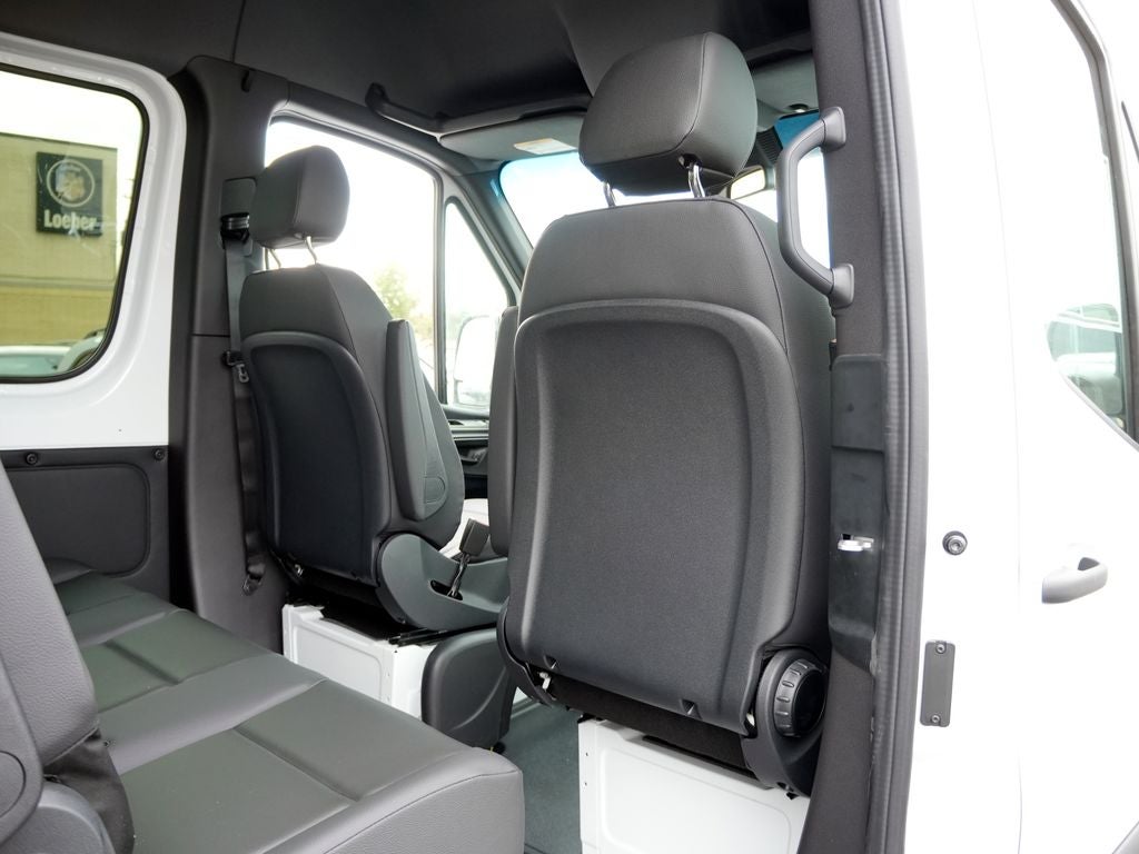 2026 Mercedes-Benz Sprinter 2500 Cargo 144 WB Standard Roof