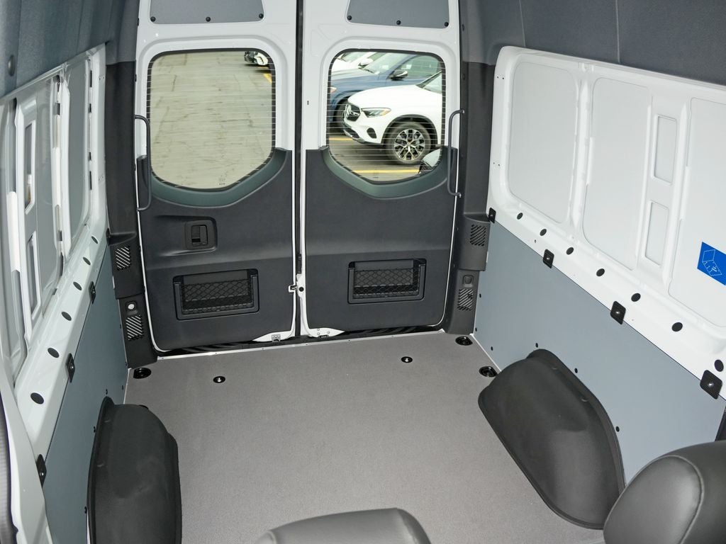 2026 Mercedes-Benz Sprinter 2500 Cargo 144 WB Standard Roof