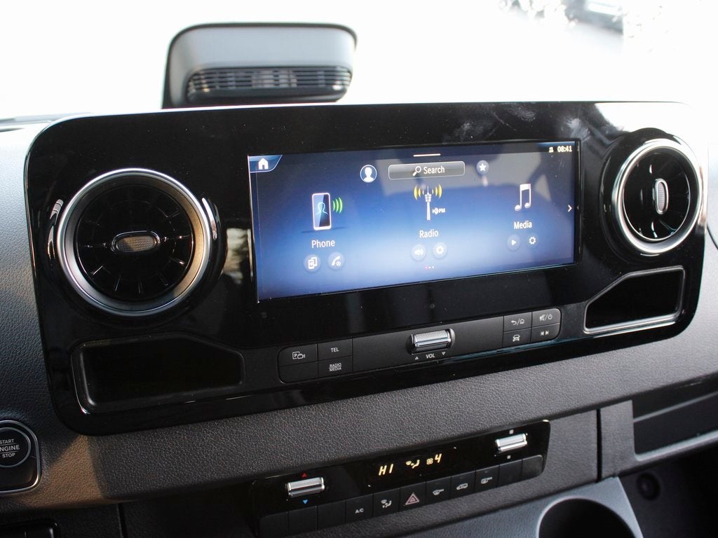 2026 Mercedes-Benz Sprinter 2500 Crew 144 WB