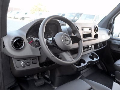 2026 Mercedes-Benz Sprinter 2500 Crew 144 WB