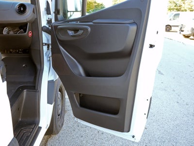 2026 Mercedes-Benz Sprinter 2500 Crew 144 WB
