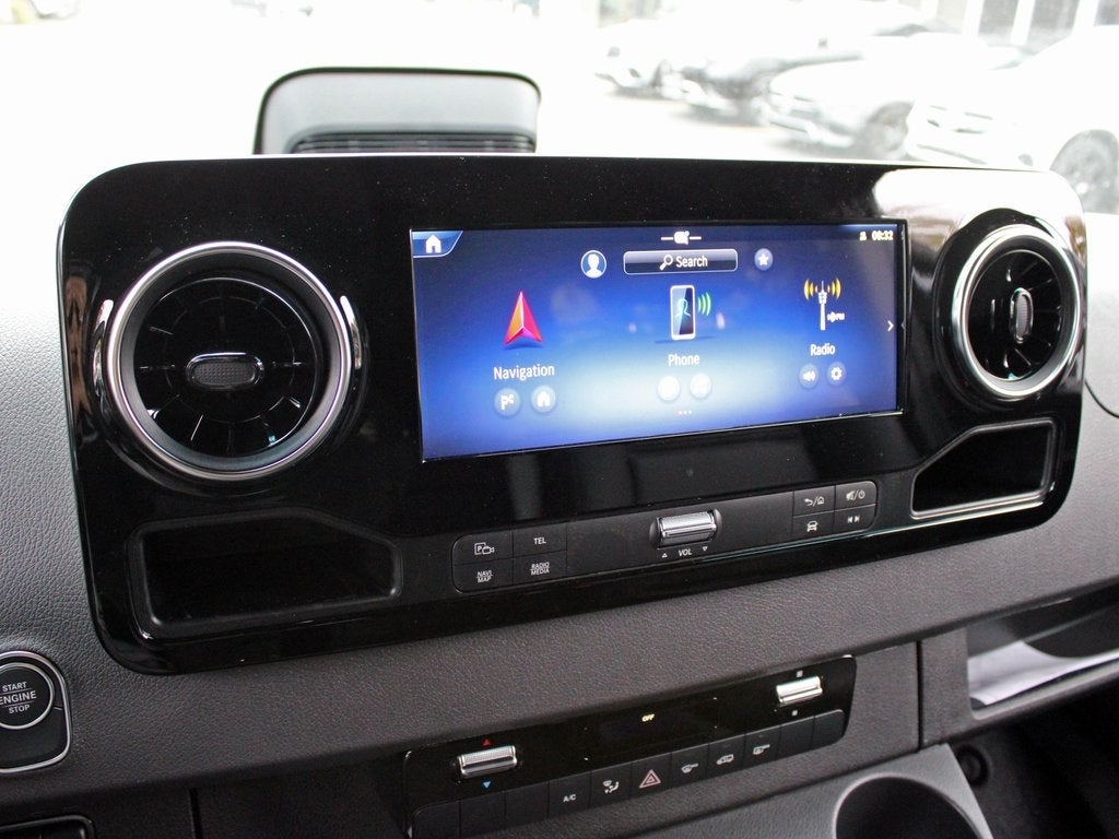 2026 Mercedes-Benz Sprinter 2500 Crew 144 WB