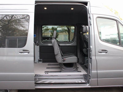 2026 Mercedes-Benz Sprinter 2500 Crew 144 WB