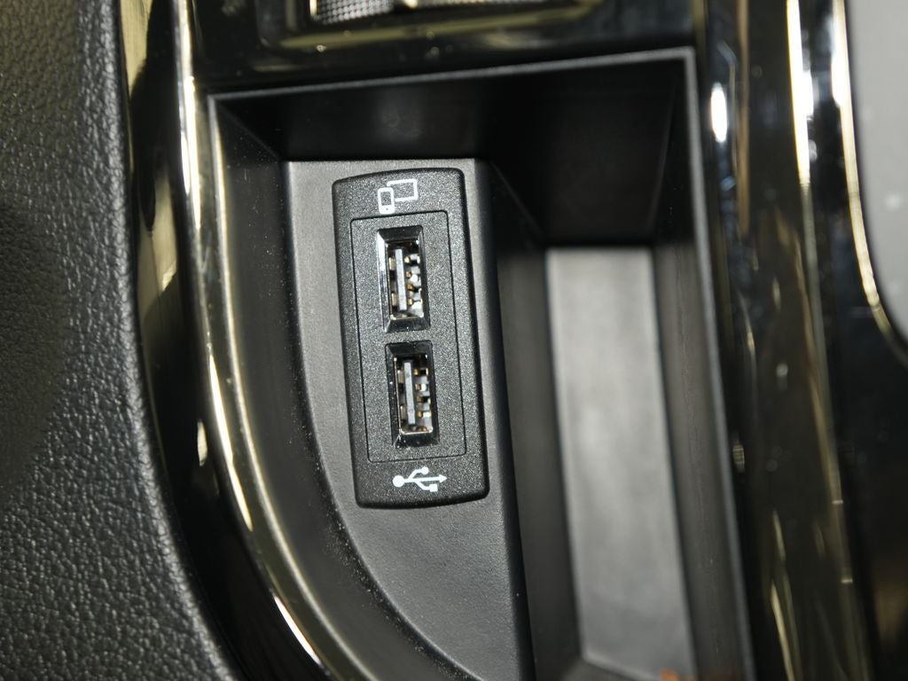 2023 Mercedes-Benz Metris Passenger