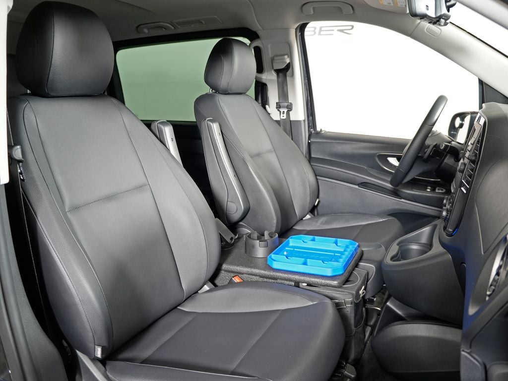 2023 Mercedes-Benz Metris Passenger