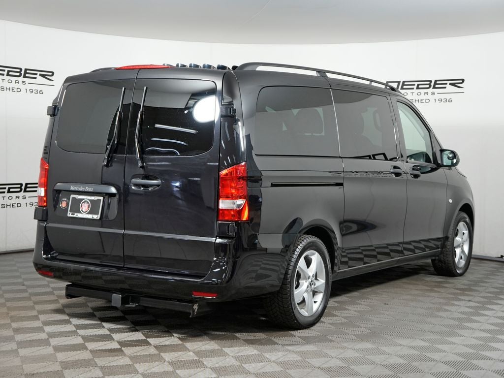 2023 Mercedes-Benz Metris Passenger