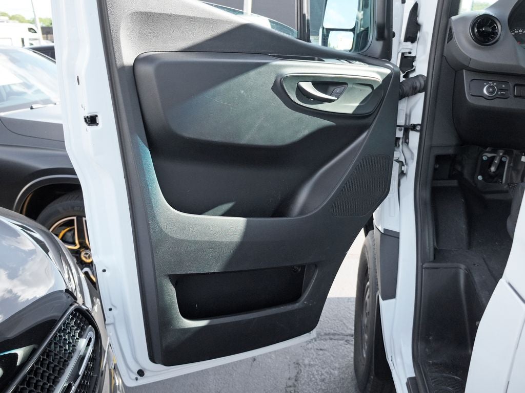 2020 Mercedes-Benz Sprinter 2500 Cargo 144 WB