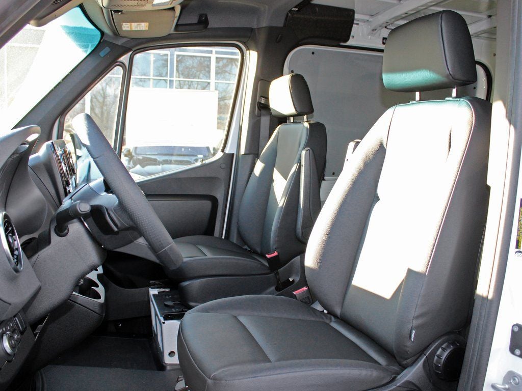 2026 Mercedes-Benz Sprinter 2500 Cargo 144 WB