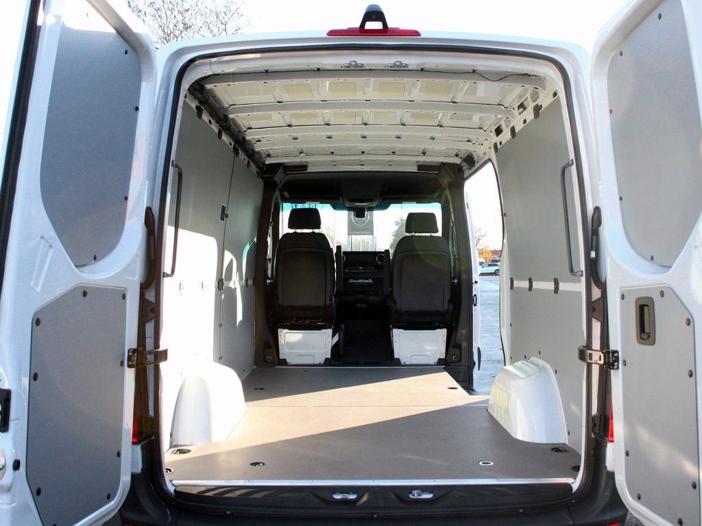 2026 Mercedes-Benz Sprinter 2500 Cargo 144 WB