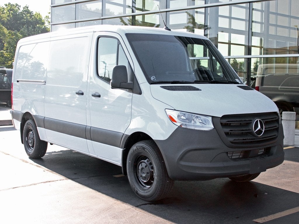 2025 Mercedes-Benz Sprinter 2500 Cargo 144 WB