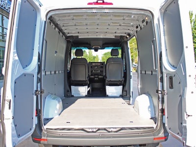 2025 Mercedes-Benz Sprinter 2500 Cargo 144 WB