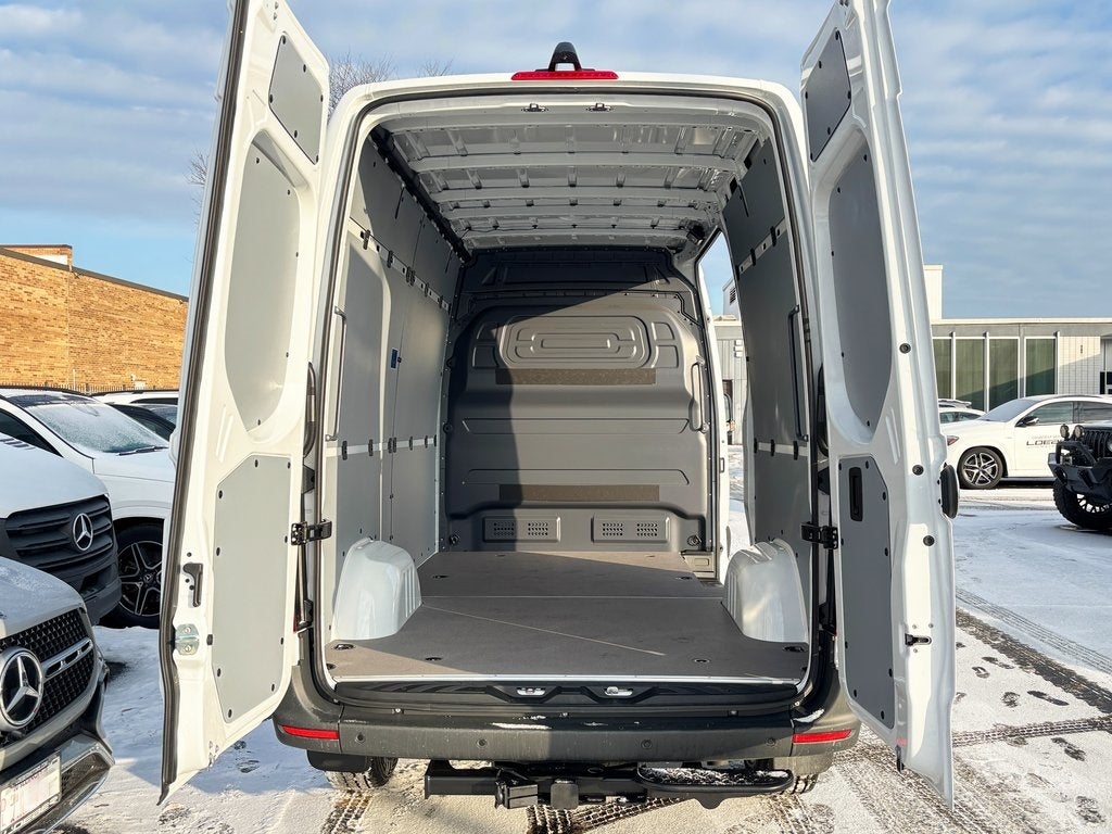 2026 Mercedes-Benz Sprinter 2500 Cargo 144 WB
