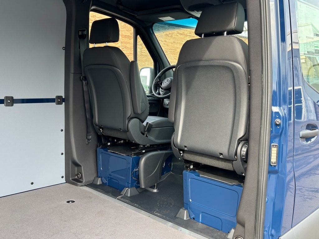 2026 Mercedes-Benz Sprinter 2500 Cargo 144 WB