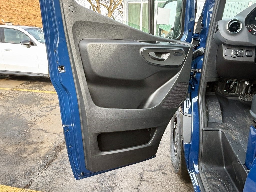 2026 Mercedes-Benz Sprinter 2500 Cargo 144 WB