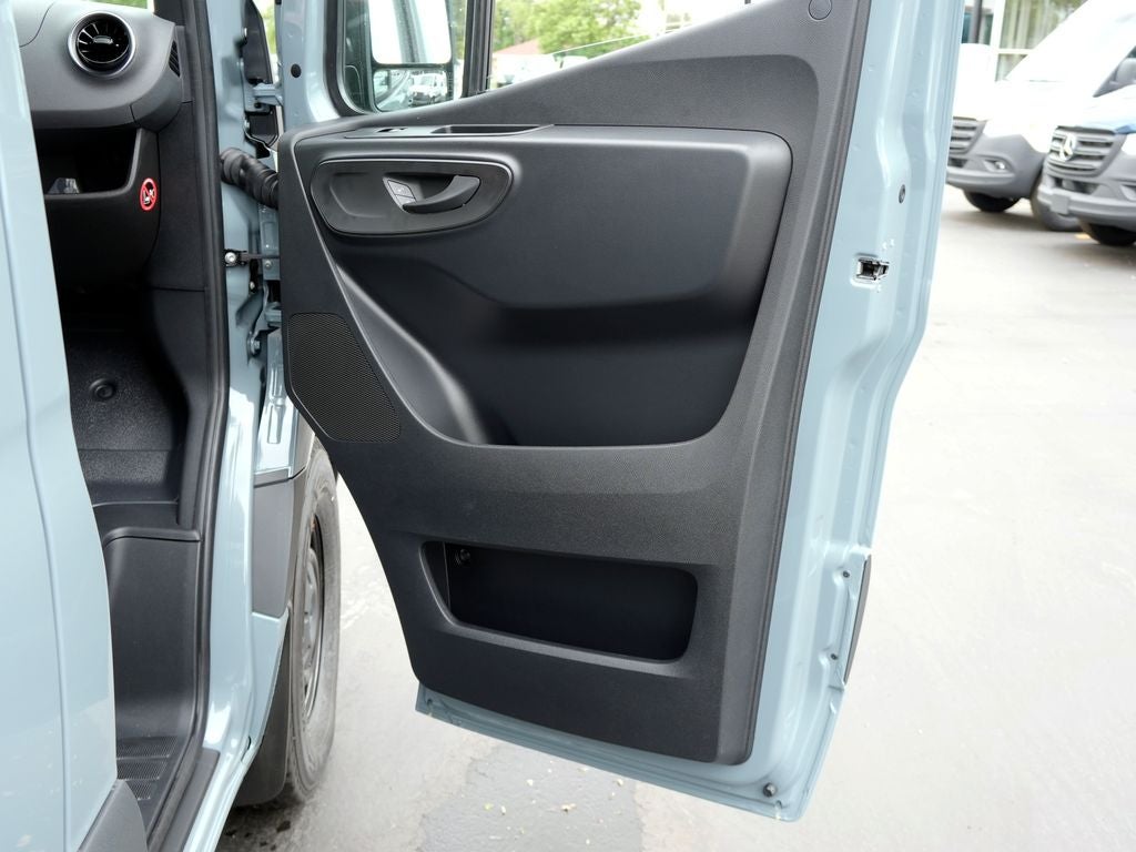 2026 Mercedes-Benz Sprinter 2500 Cargo 144 WB