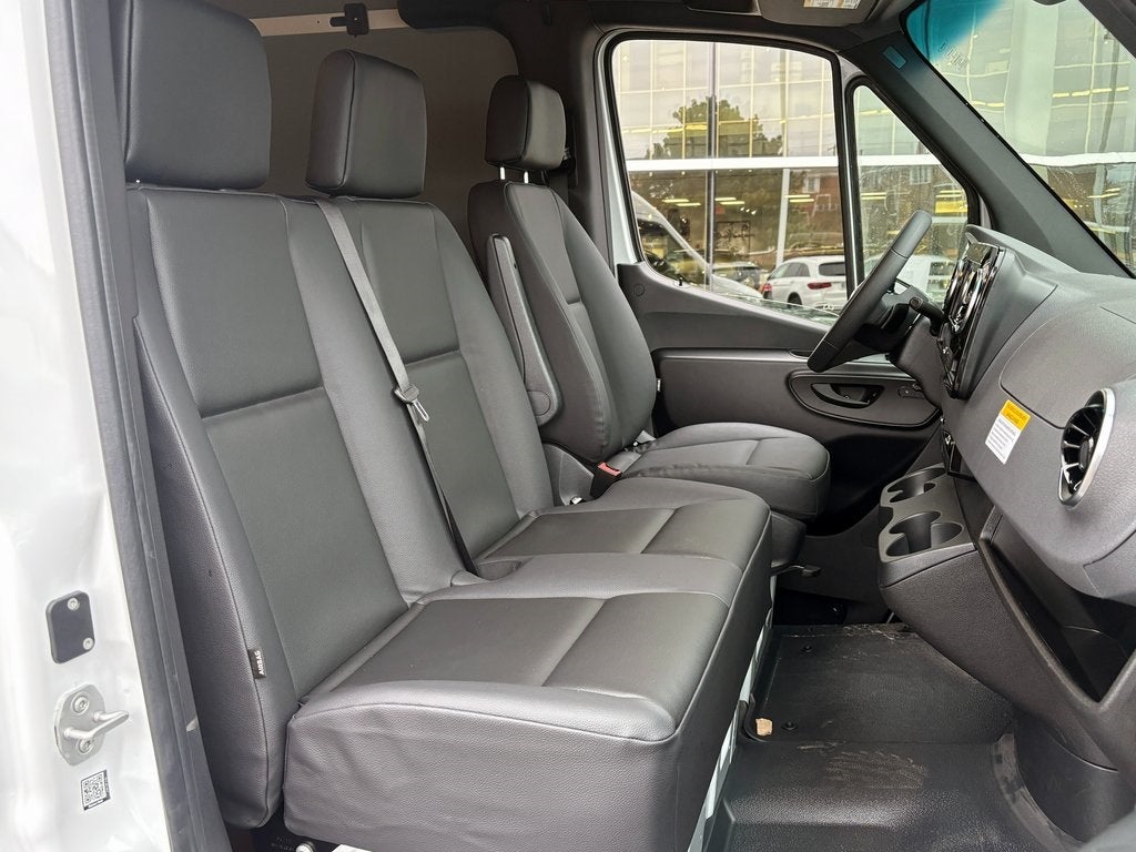 2026 Mercedes-Benz Sprinter 2500 Cargo 144 WB