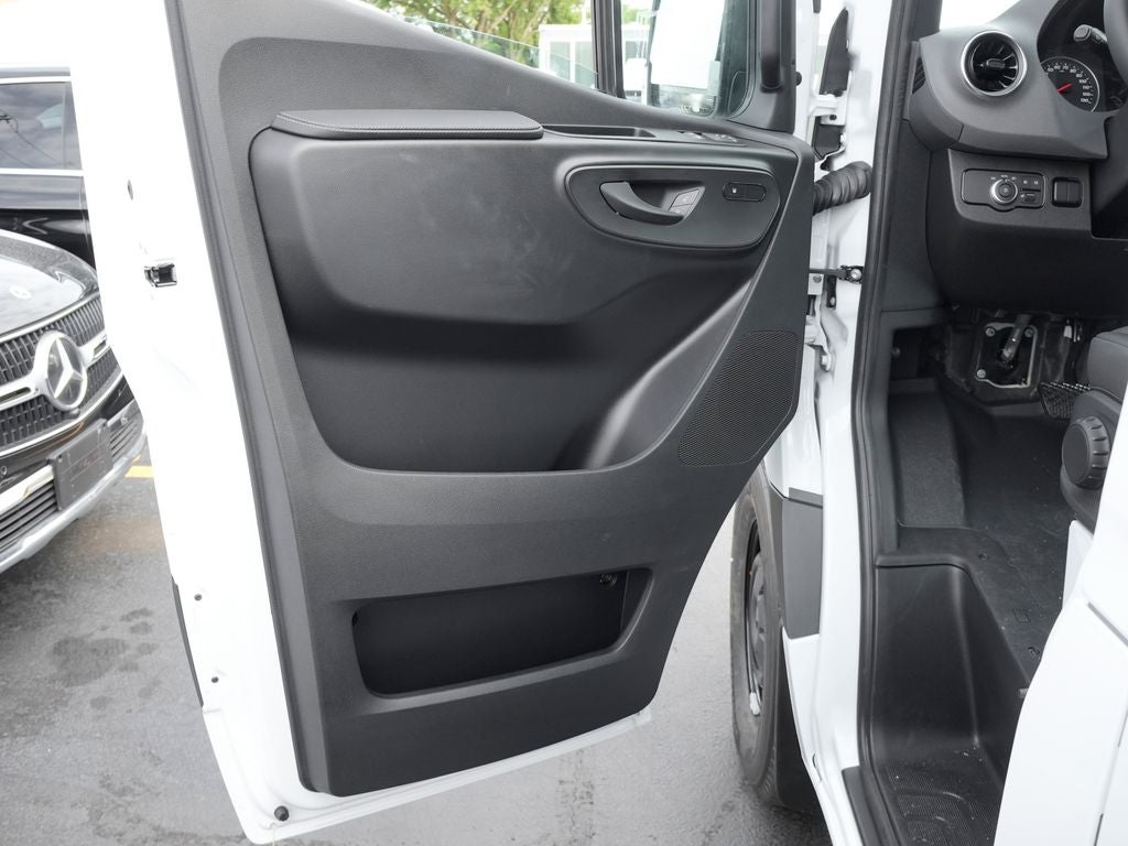 2026 Mercedes-Benz Sprinter 2500 Cargo 144 WB