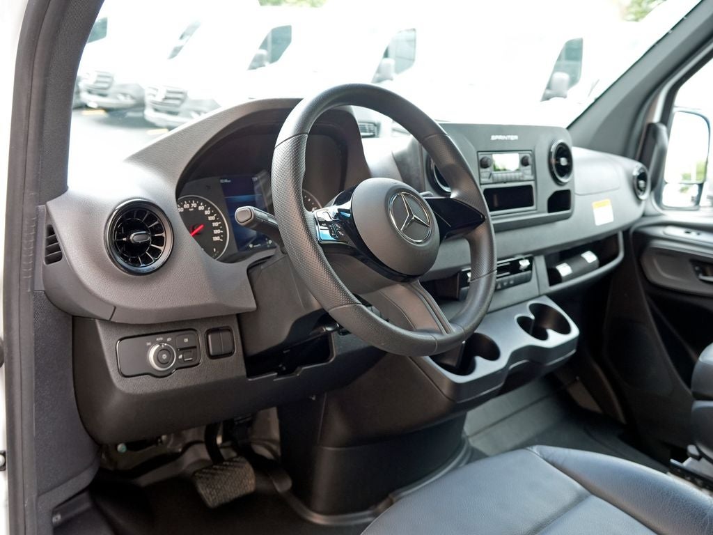 2025 Mercedes-Benz Sprinter 2500 Cargo 144 WB