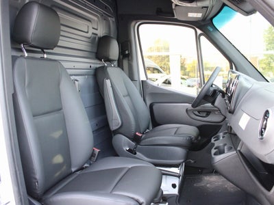 2025 Mercedes-Benz Sprinter 2500 Cargo 144 WB