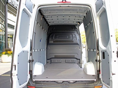 2025 Mercedes-Benz Sprinter 2500 Cargo 144 WB